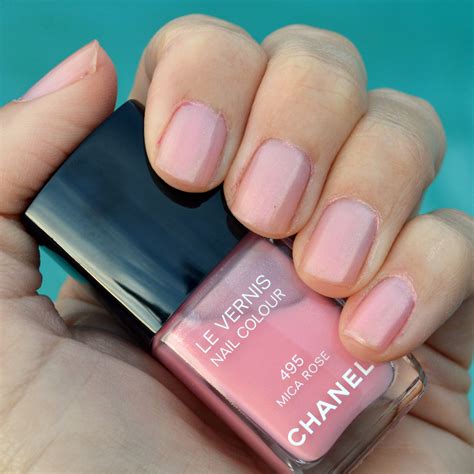 chanel nagellack rosa|chanel le vernis nails.